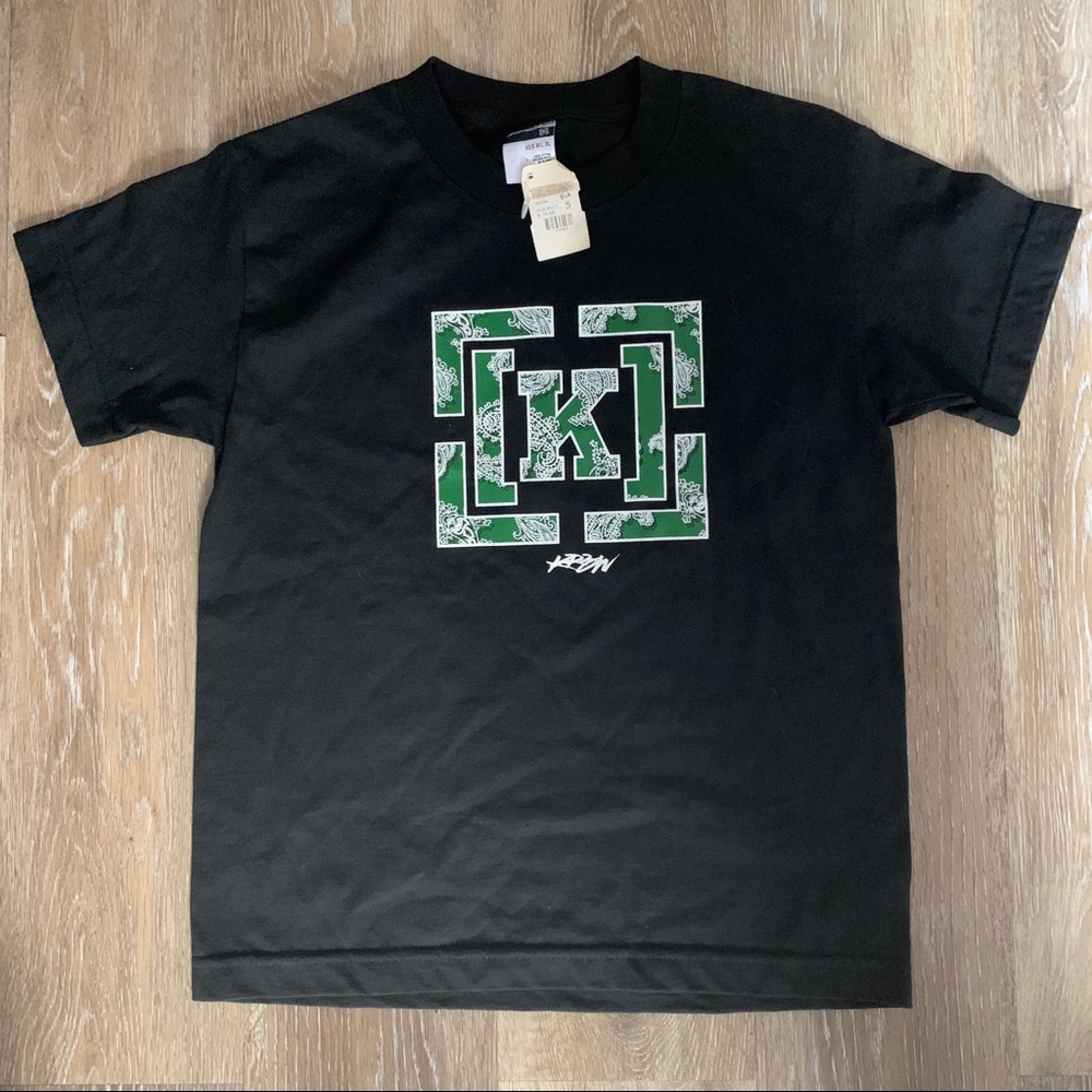 KR3W T-shirt Youth Sz small